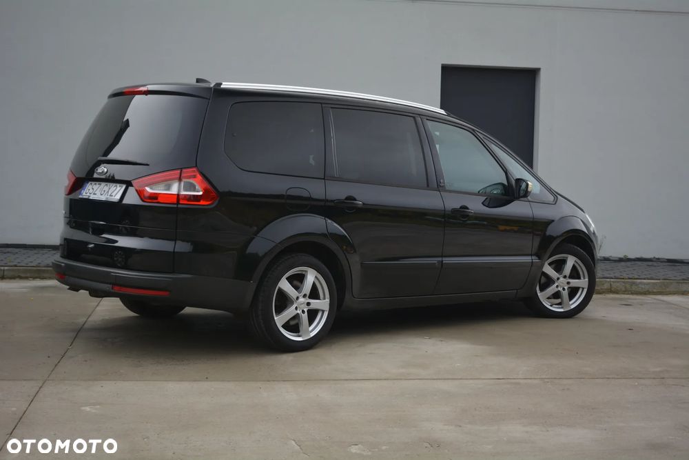 Ford Galaxy - 13