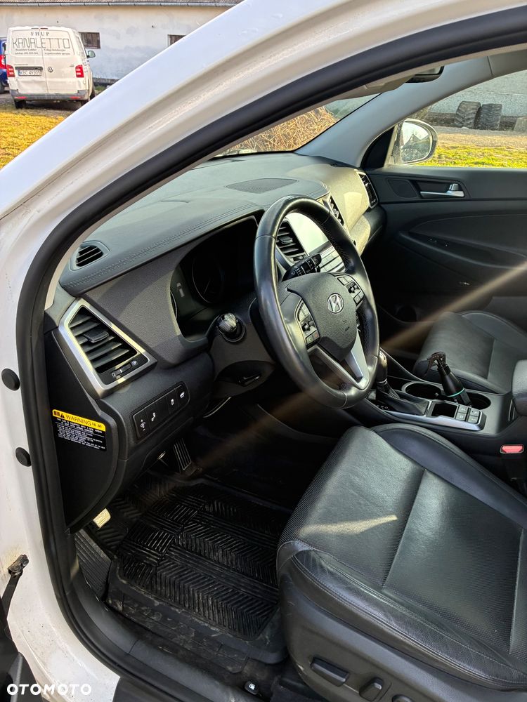 Hyundai Tucson - 18