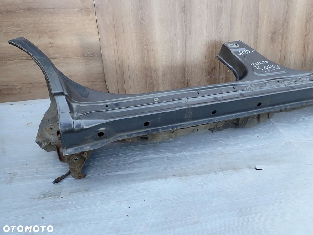 TOYOTA VERSO 09-18 PRÓG PRAWY 1G3 - 7