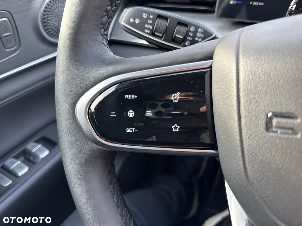 Chery Tiggo 8 1.6 T-GDI Prestige DCT - 21