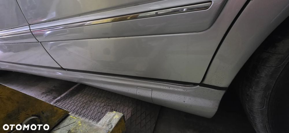 Mercedes-Benz Klasa E - 21