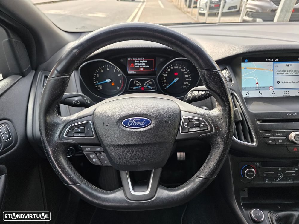 Ford Focus 1.0 EcoBoost MHEV ST-Line - 10