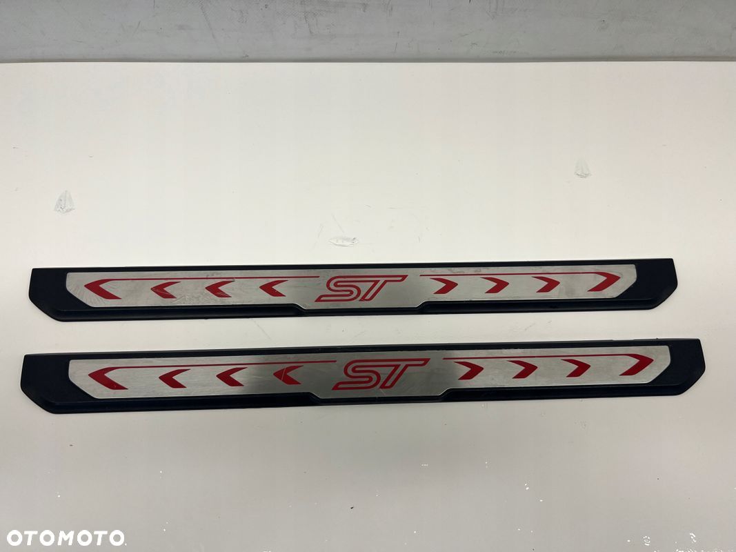 Focus MK3 ST listwy nakładki progowe CM51-A132K15-AB CM51-A132K14-AB - 1