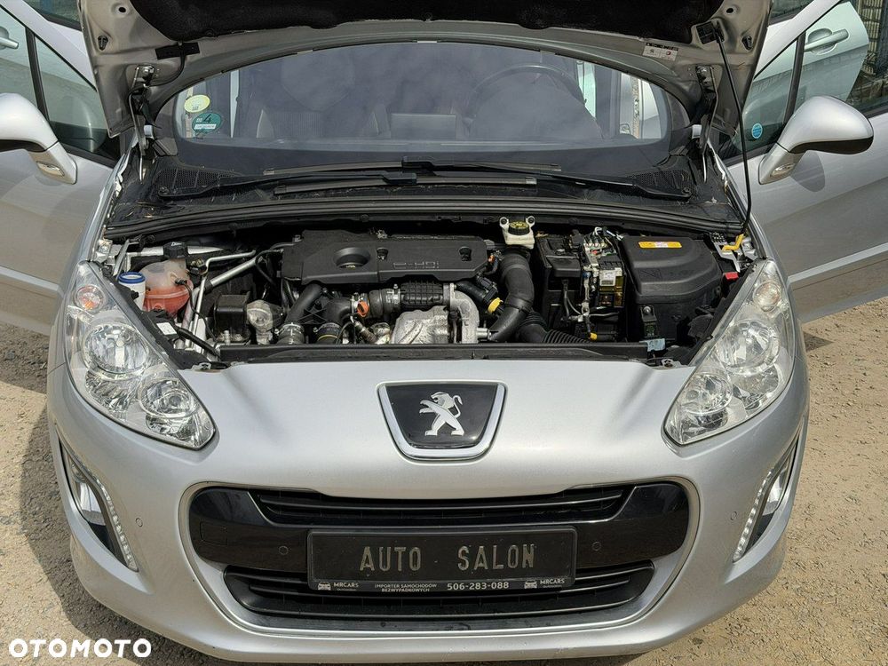 Peugeot 308 - 24