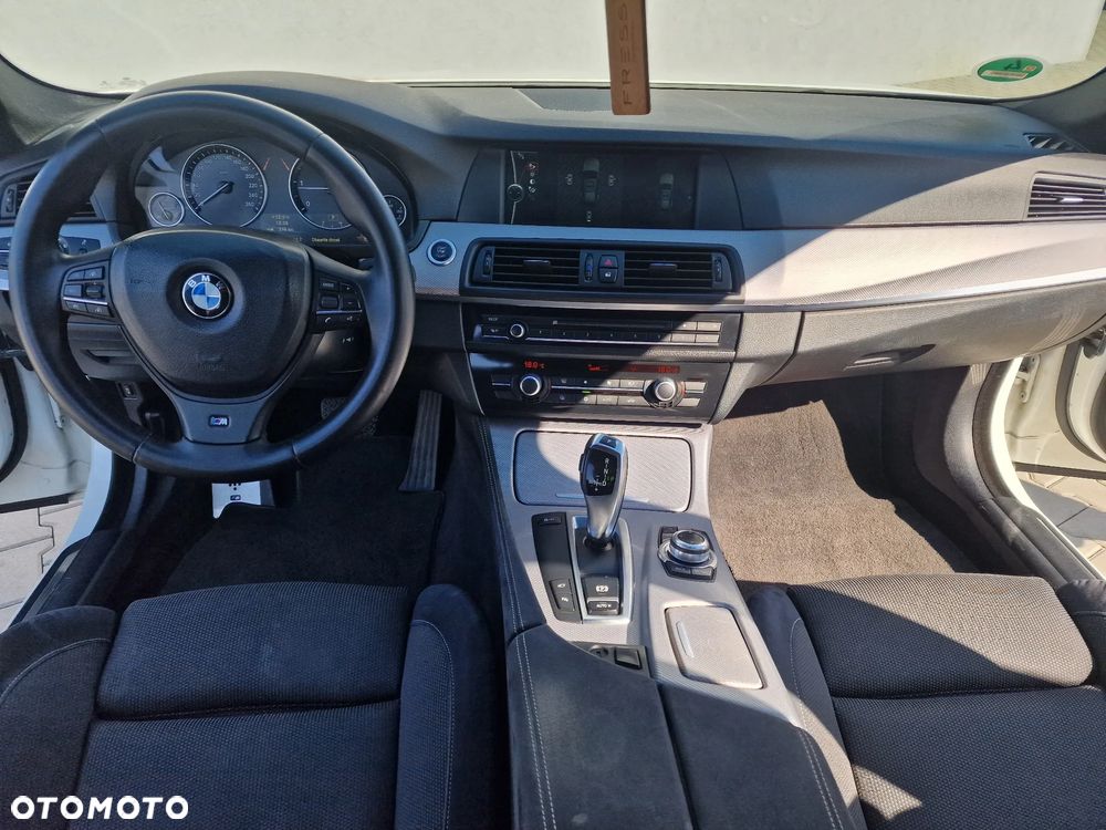 BMW Seria 5 520d - 17