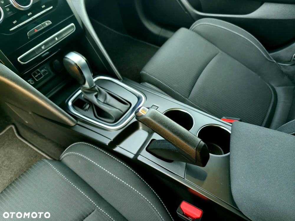 Renault Megane TCe 140 GPF EDC INTENS - 22