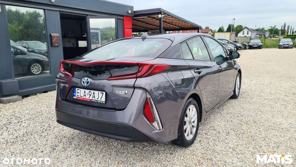 Toyota Prius - 7