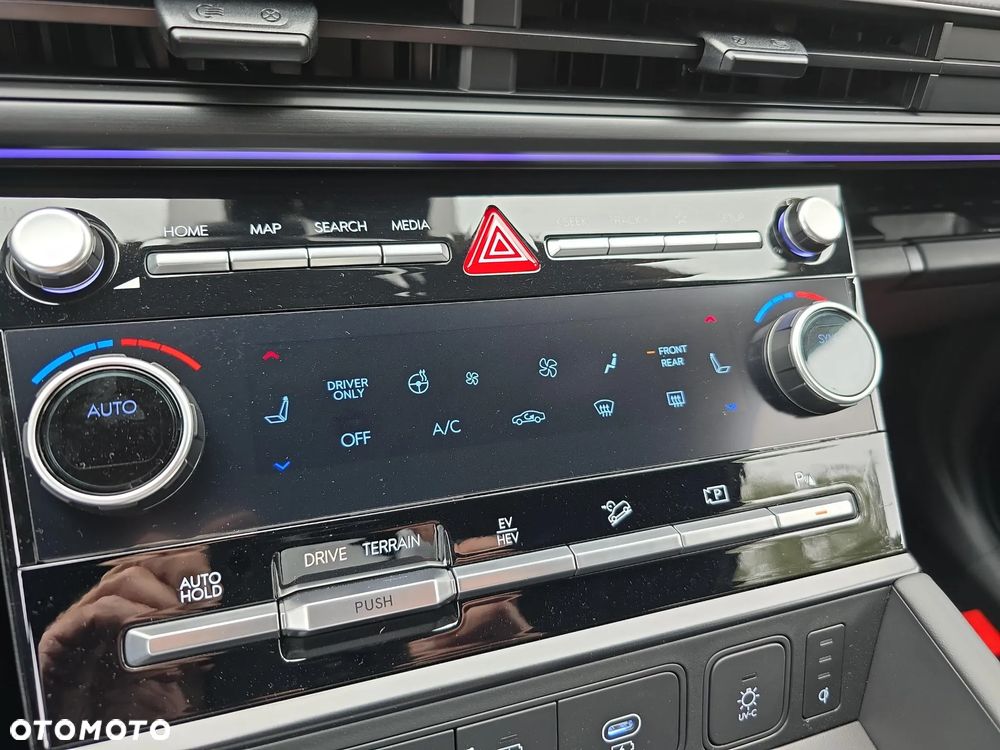 Hyundai Santa Fe 1.6 T-GDI PHEV Calligraphy 4WD 6os - 26