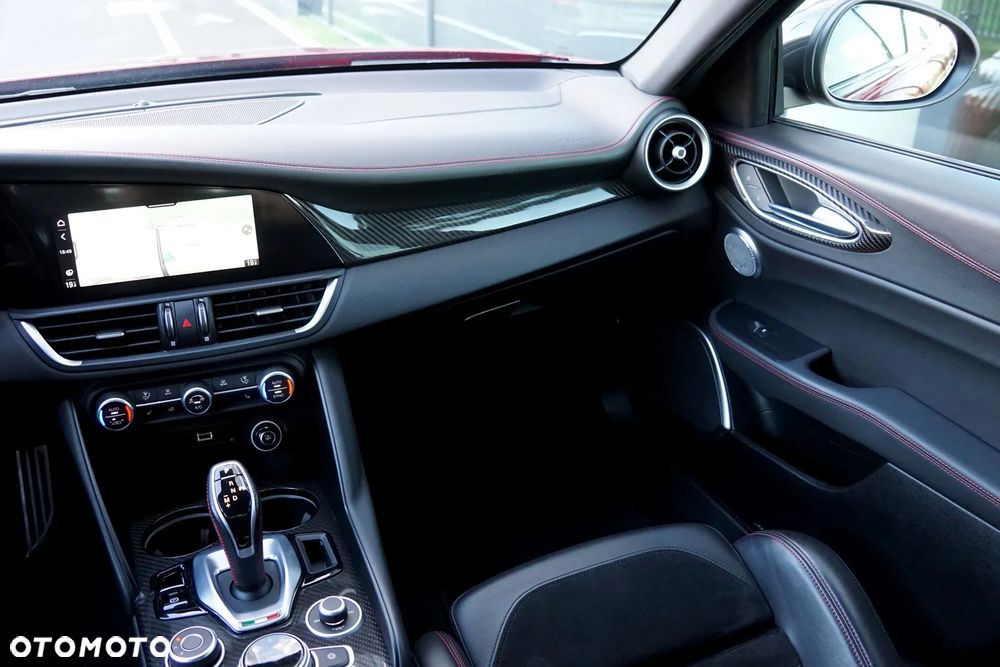 Alfa Romeo Giulia 2.0 Turbo Veloce TI Q4 - 28