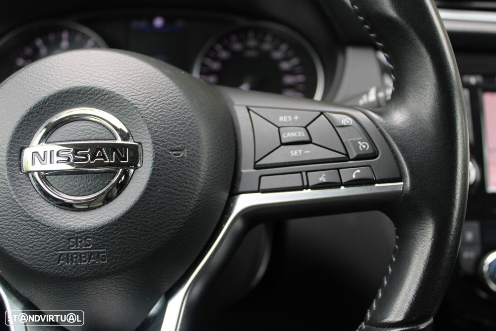 Nissan Qashqai 1.3 DIG-T N-Connecta - 11
