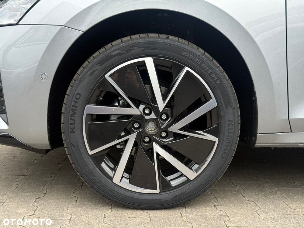 Skoda Octavia 1.5 TSI mHEV Sportline DSG - 41