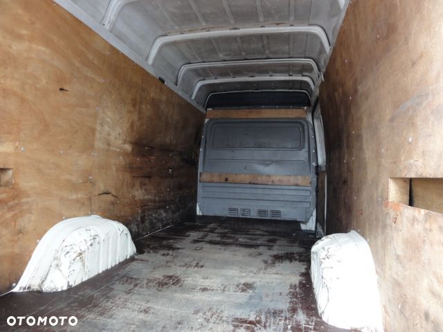 Mercedes-Benz Sprinter - 7