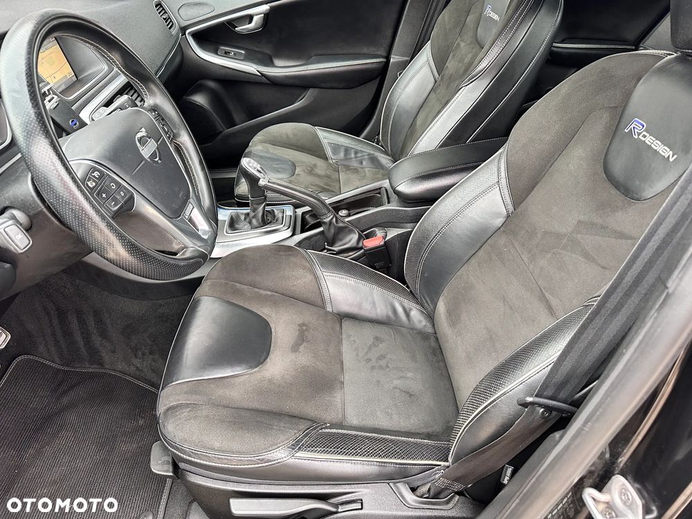 Volvo V40 D2 R-Design Summum - 5