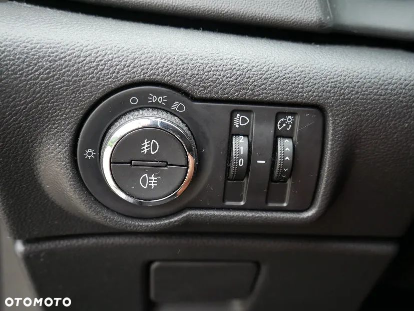 Opel Astra 1.4 Turbo Design Edition - 20
