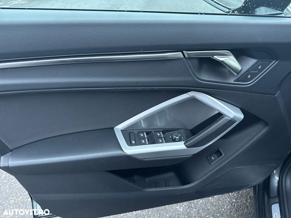 Audi Q3 ack 2.0 35 TDI S tronic S Line - 14