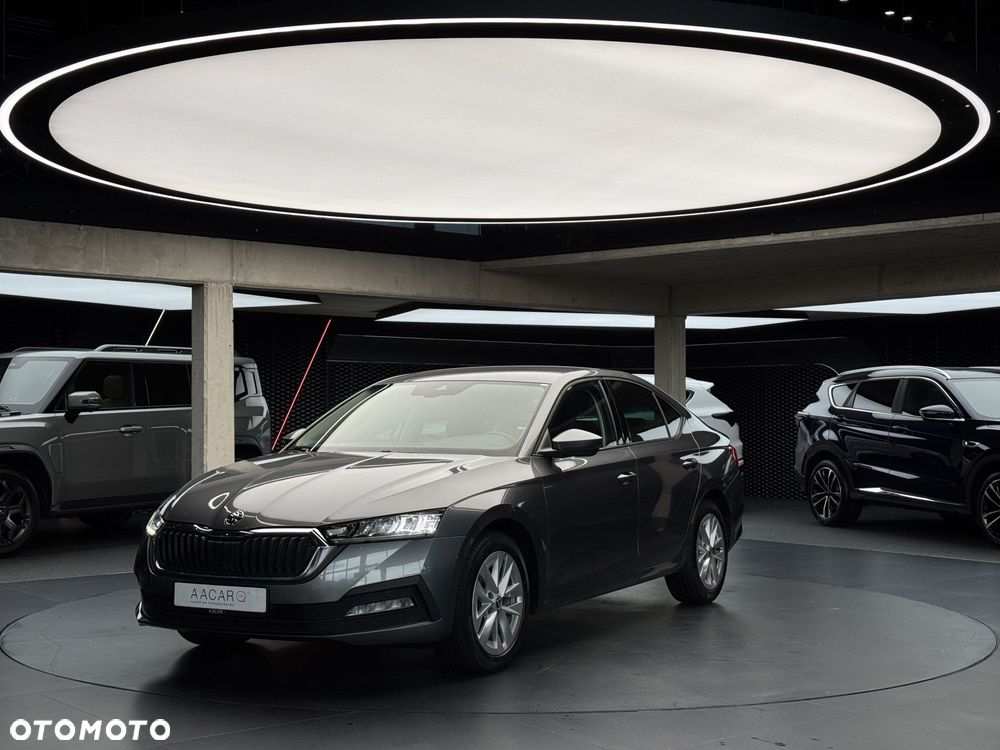 Skoda Octavia 2.0 TDI Ambition DSG - 2