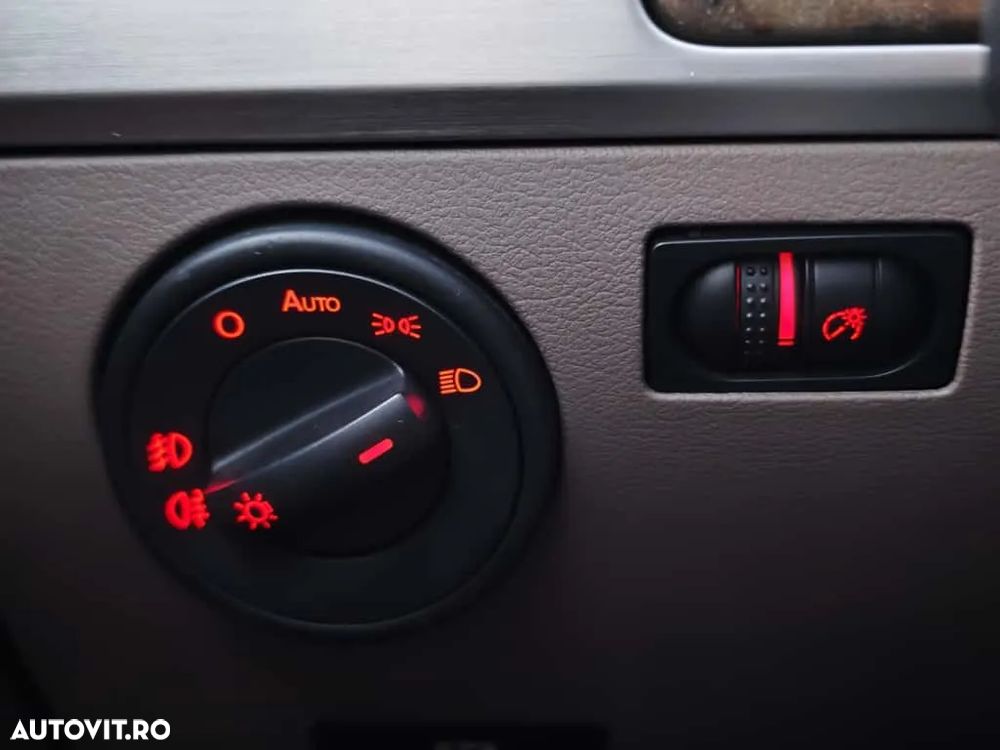 Volkswagen Touareg - 14