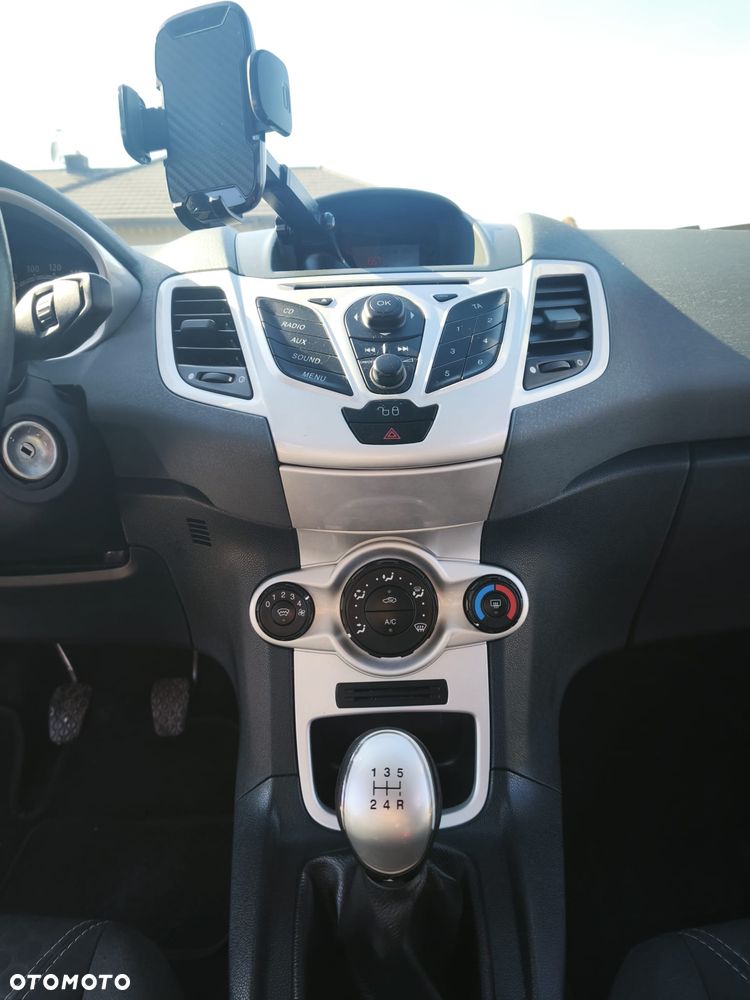 Ford Fiesta 1.25 Ambiente - 14