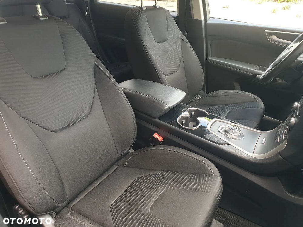 Ford S-Max - 15