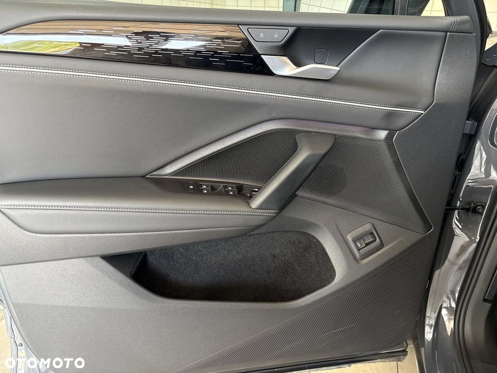Volkswagen Tiguan 2.0 TDI Elegance DSG - 10