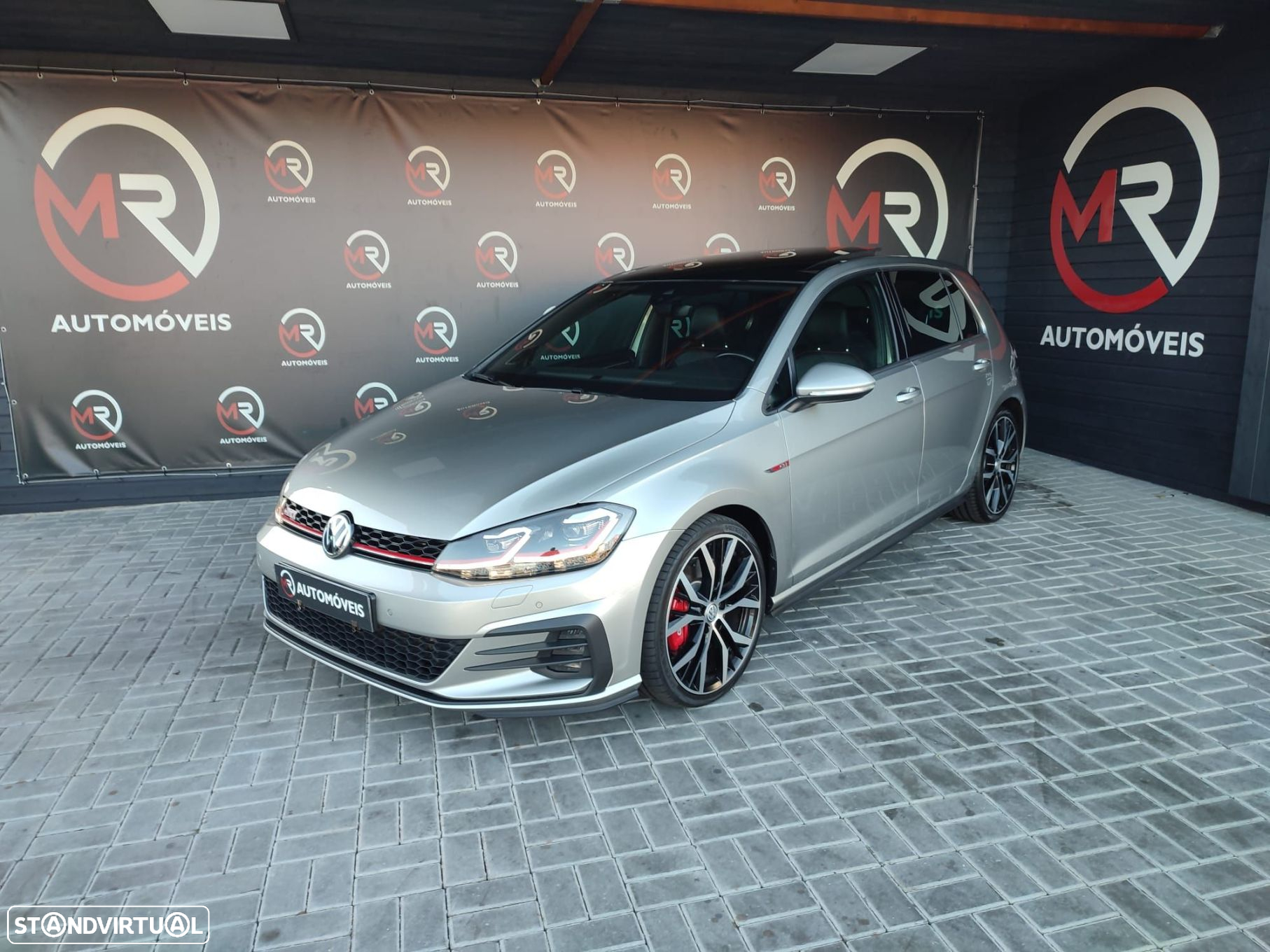 VW Golf 2.0 TSI GTI DSG Performance - 2
