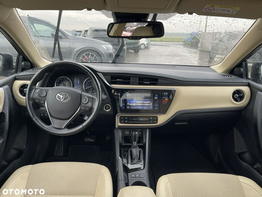 Toyota Corolla 1.6 Prestige MS EU6 - 12