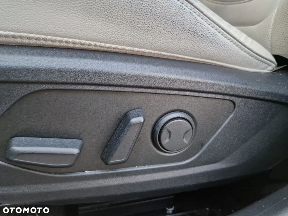 Hyundai Tucson 1.6 T-GDi HEV Platinum 4WD - 11