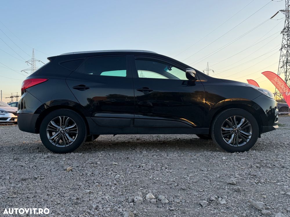 Hyundai ix35 1.6 2WD Fifa World Cup Edition - 6