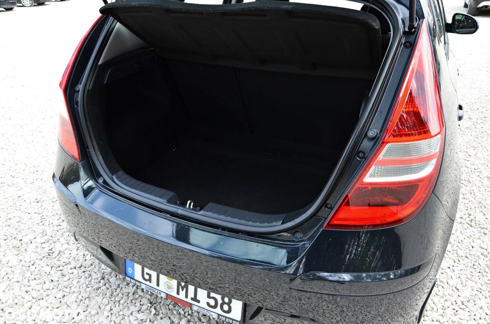 Hyundai i30 1.4 Classic + EU5 - 33