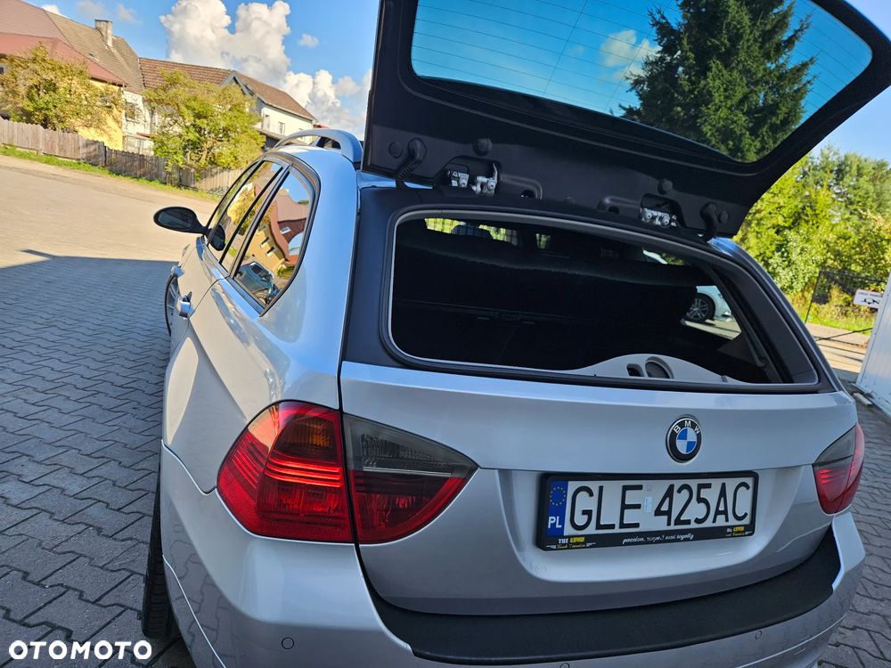BMW Seria 3 320d DPF - 10