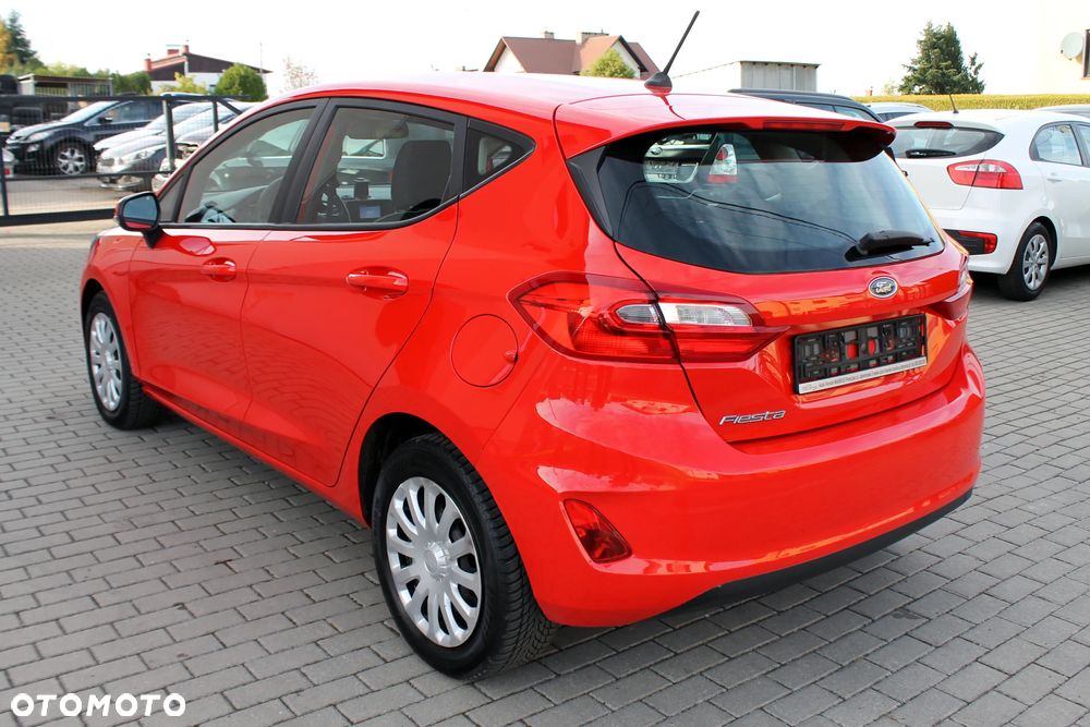 Ford Fiesta 1.0 EcoBoost S&S TREND - 4