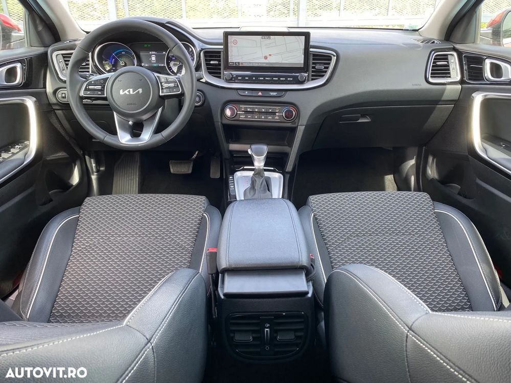 Kia XCeed 1.6 GDI 6DCT PHEV Vision - 6