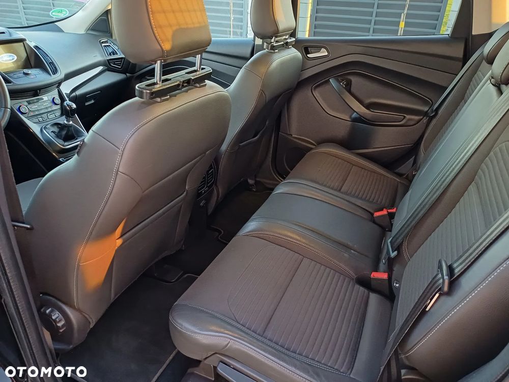 Ford Kuga - 8