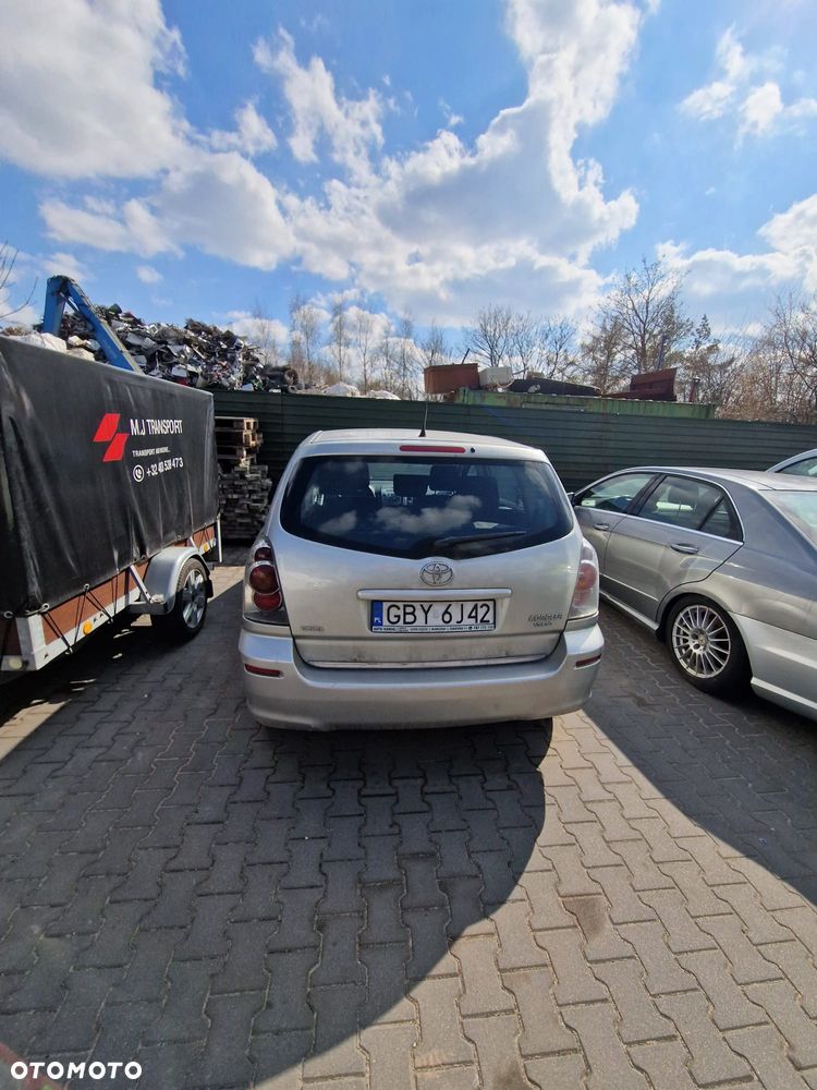 Toyota Corolla Verso 2.0 D-4D Prestige 7os - 4