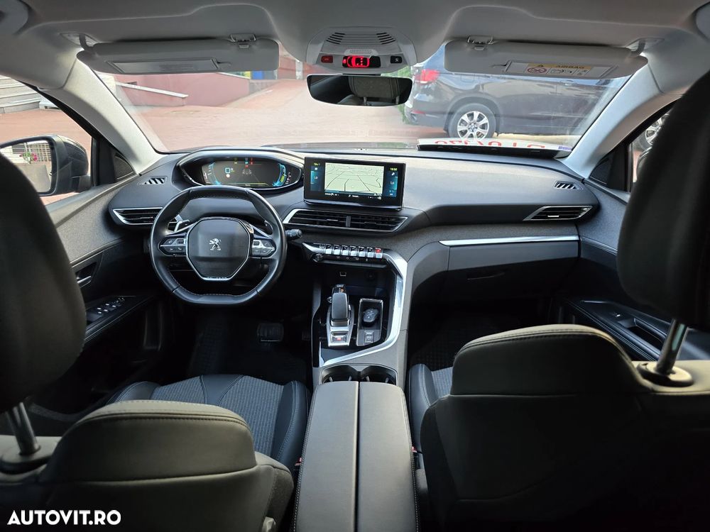 Peugeot 3008 Plug-In Hybrid4 300 e-EAT8 GT - 2