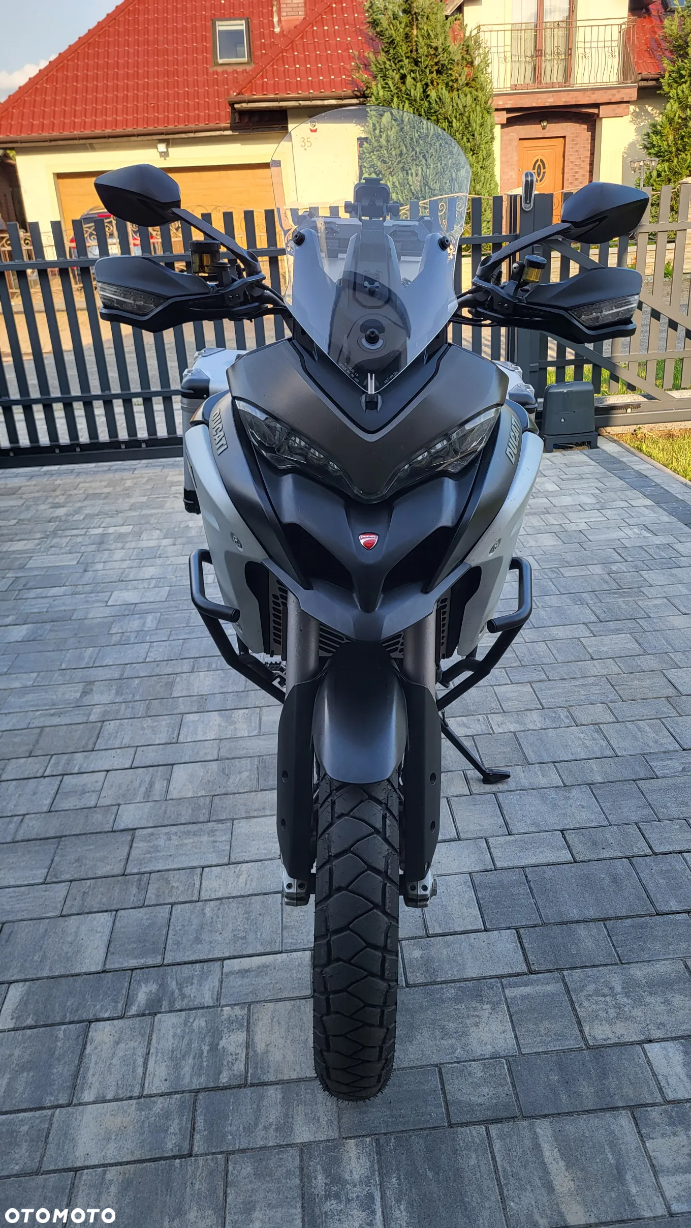 Ducati Multistrada - 2