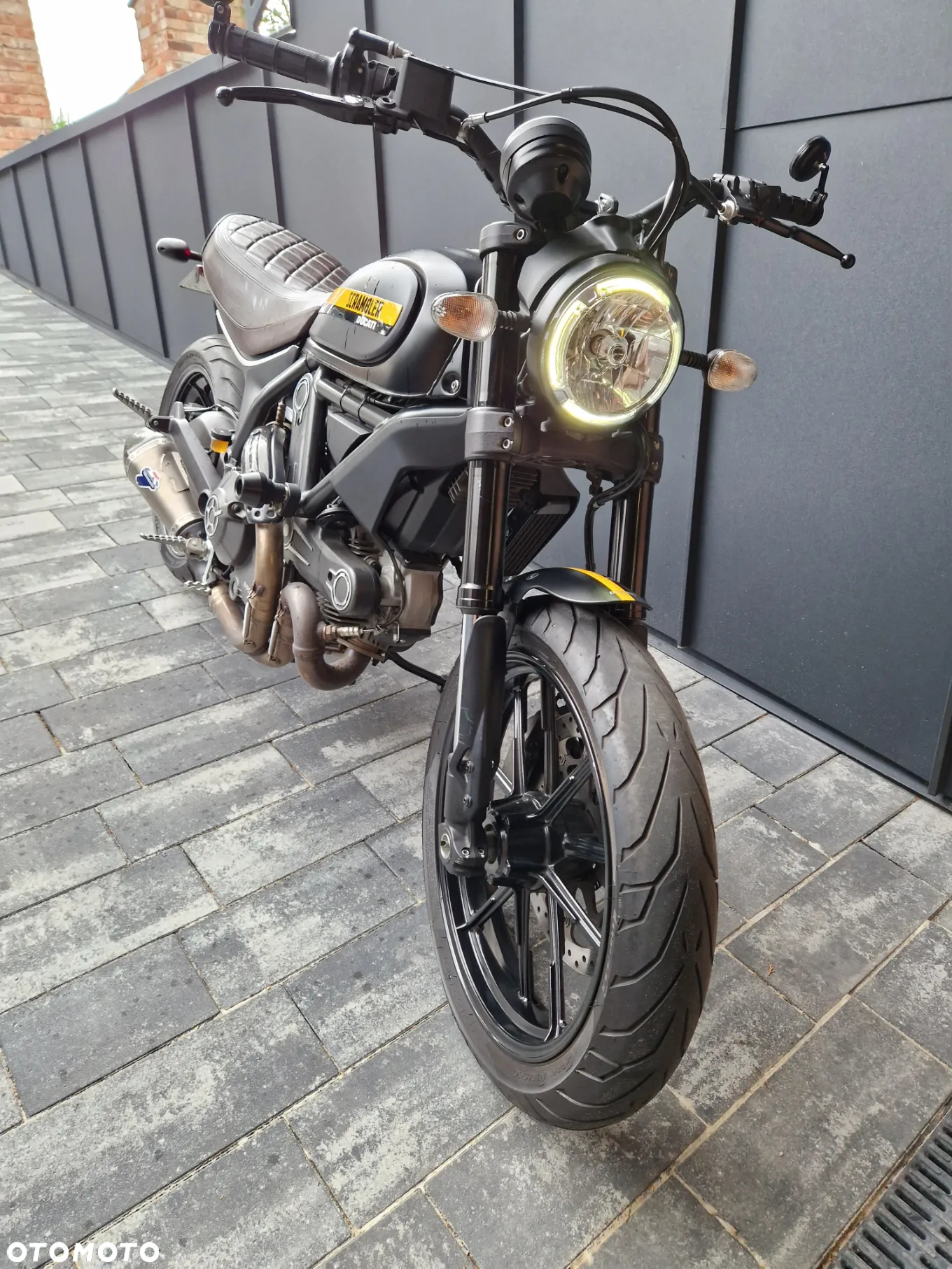 Ducati Scrambler - 2