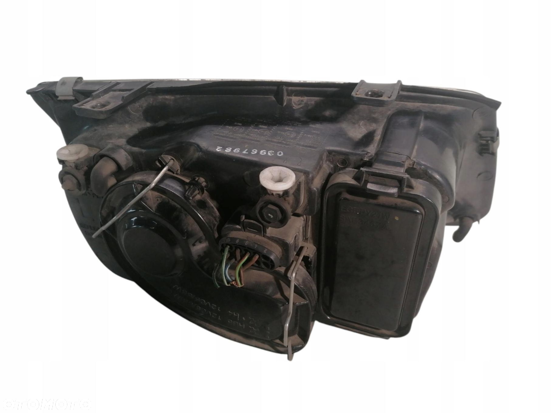 LAMPA LEWA PRZEDNIA PRZÓD VW BORA 98-05 - 2