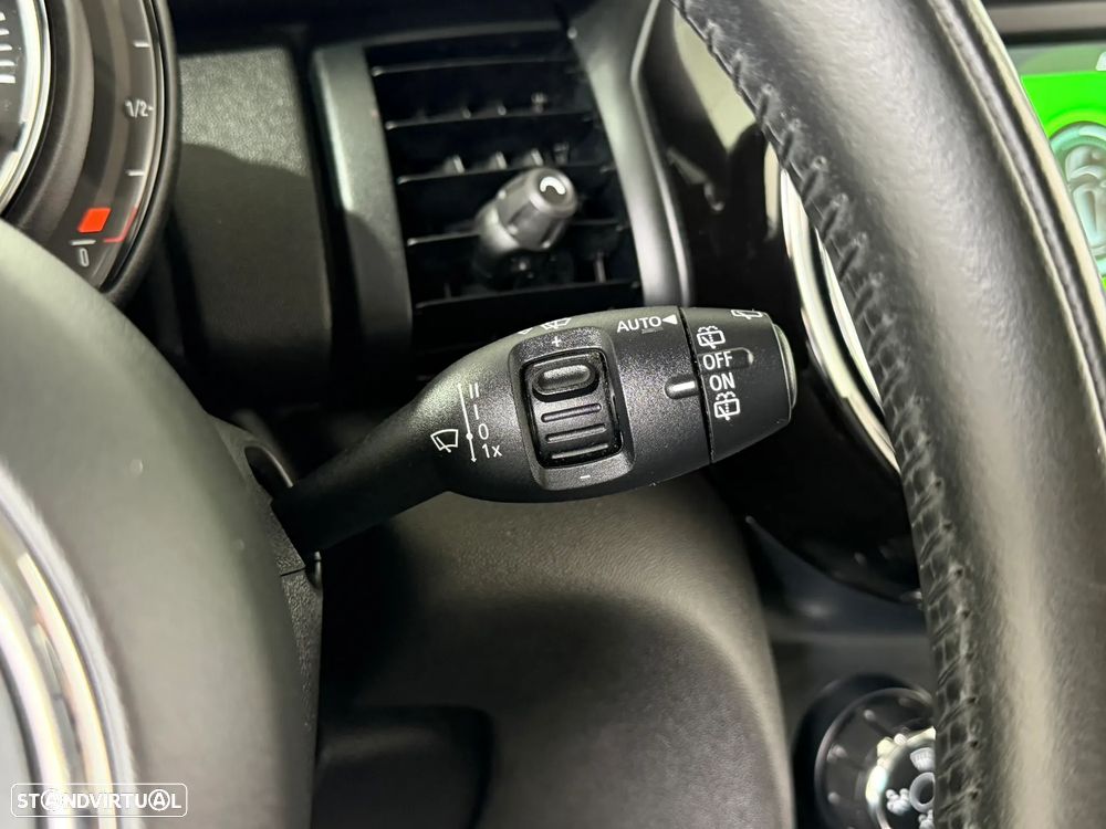 MINI 3 Portas One Sport Edition - 26