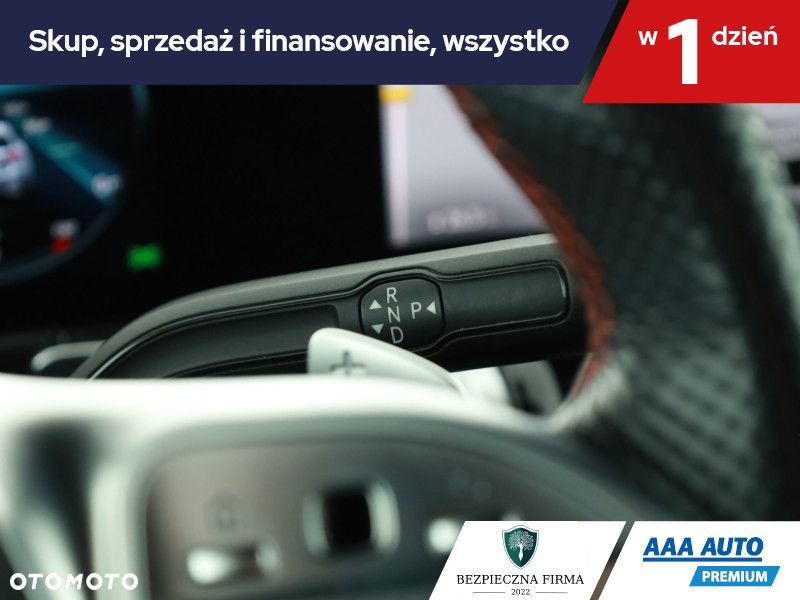 Mercedes-Benz GLB - 19