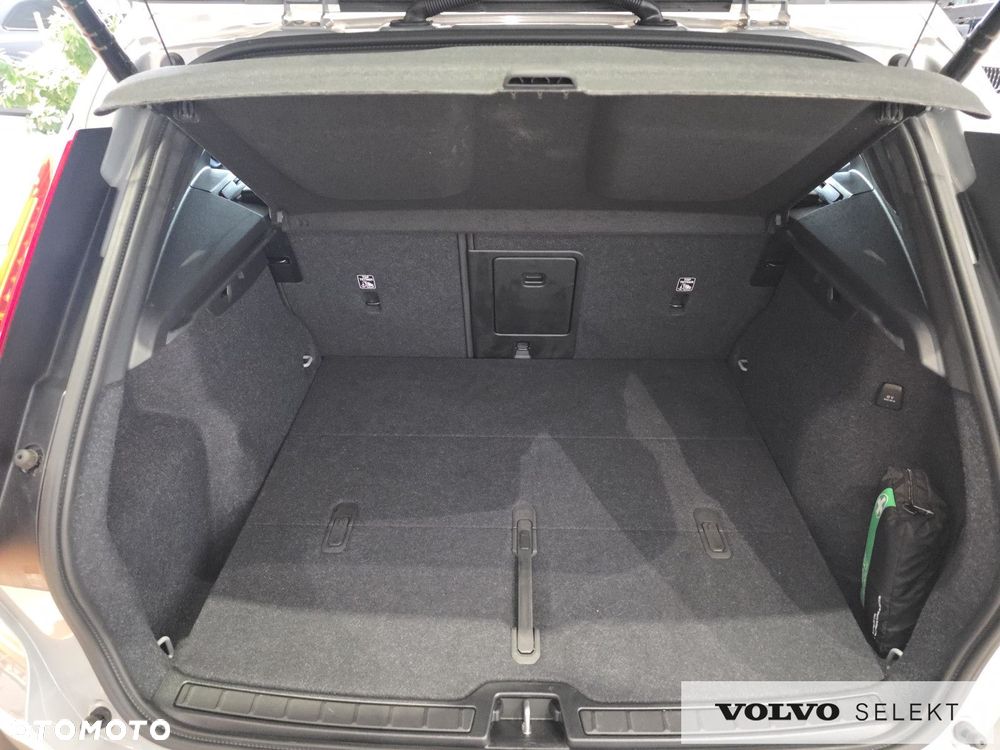 Volvo XC 40 - 31