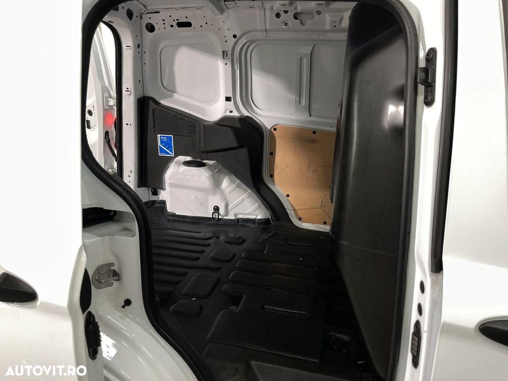 Ford Transit Courier - 7