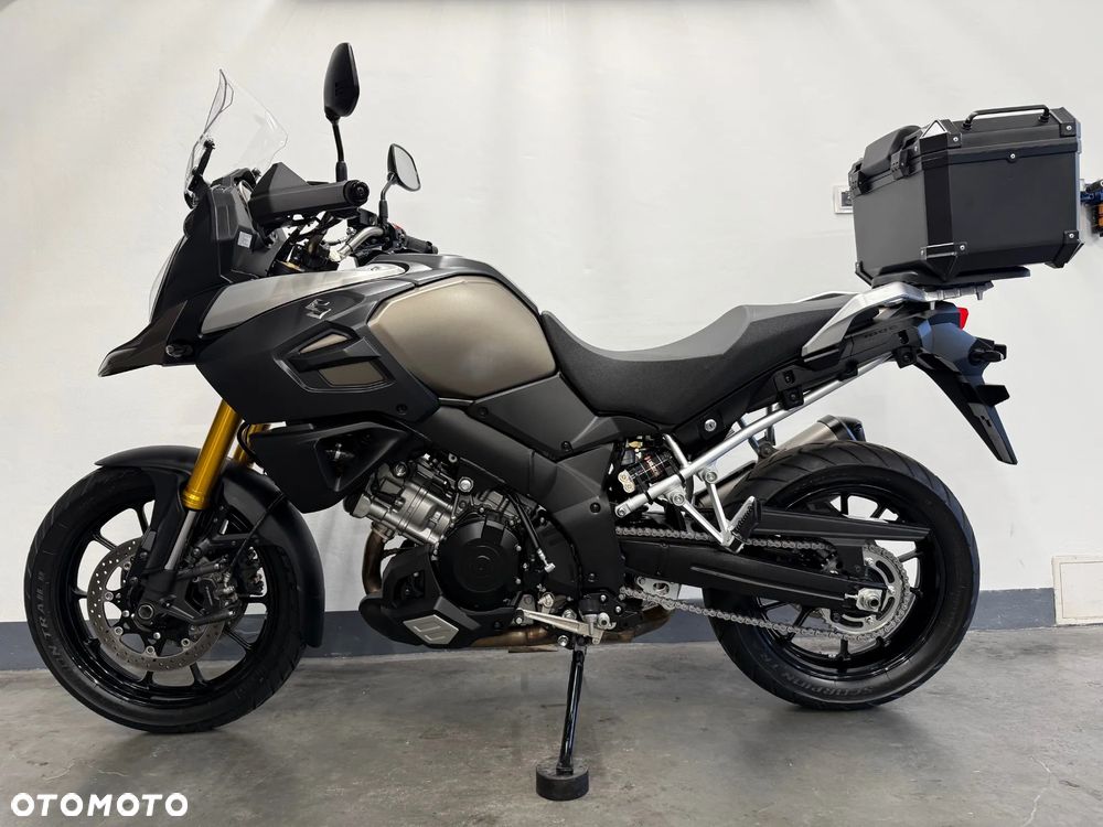 Suzuki V-STROM - 5