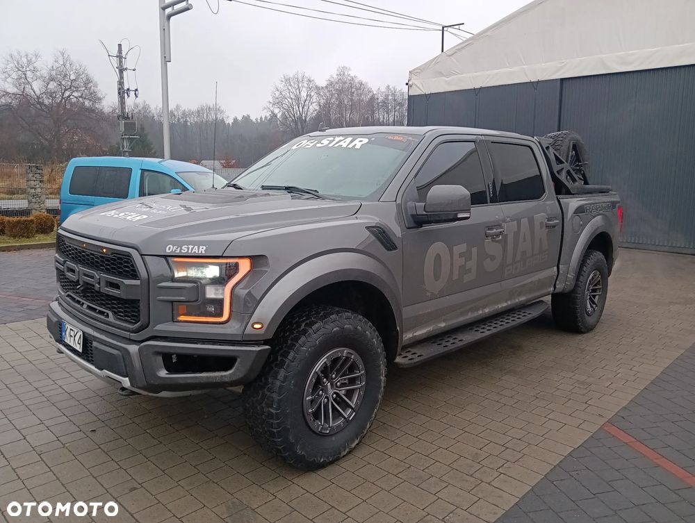 Ford F150 - 4