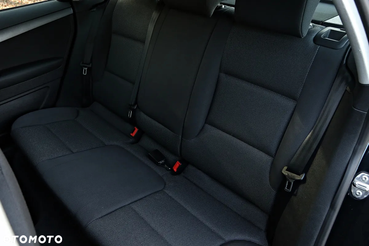 Audi A3 1.6 TDI Ambiente - 8