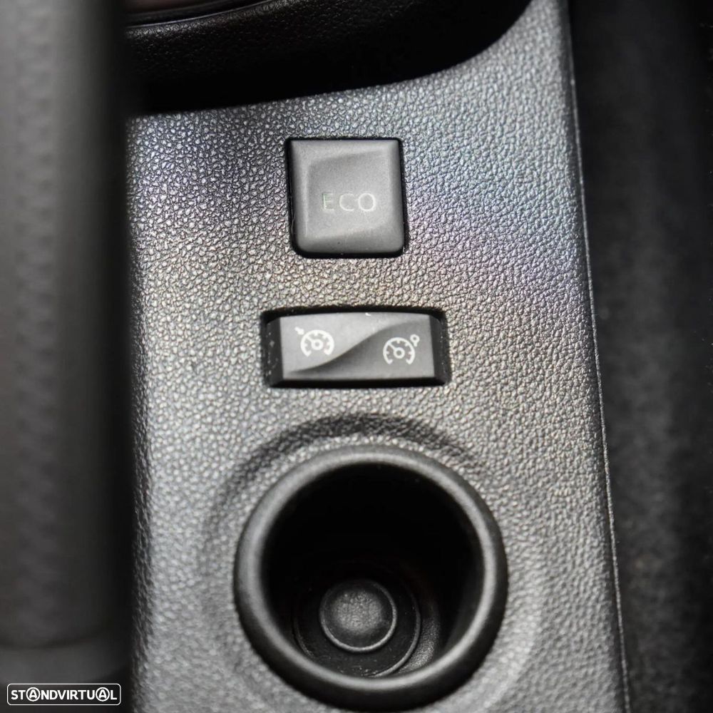 Renault Captur (ENERGY) TCe 90 INTENS - 24