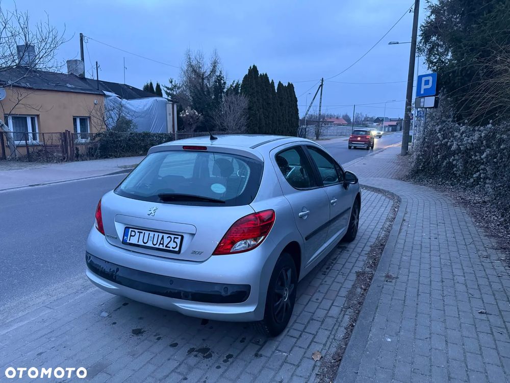 Peugeot 207 1.4 Trendy - 4