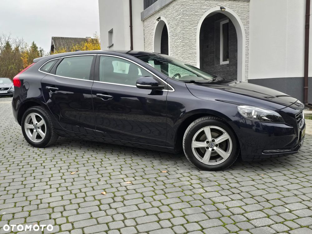 Volvo V40 D2 Summum - 8