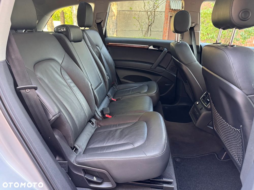 Audi Q7 3.0 TFSI Quattro Tiptronic - 28