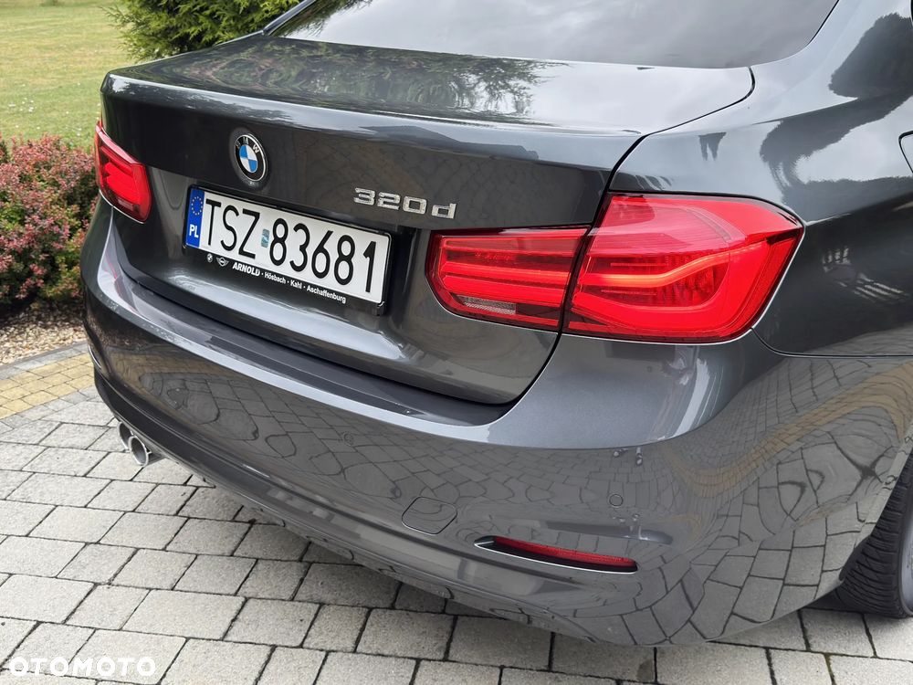 BMW Seria 3 320d - 19